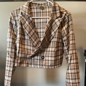 Cropped plaid 90s blazer
